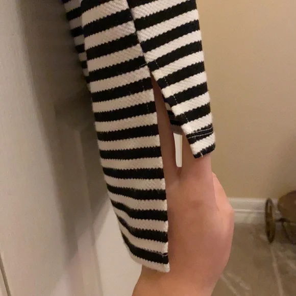 Striped dress - Picture 4 of 5